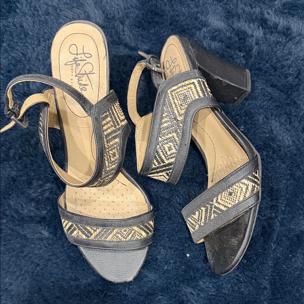 Life Stride Black and Gold Patterned Sandals